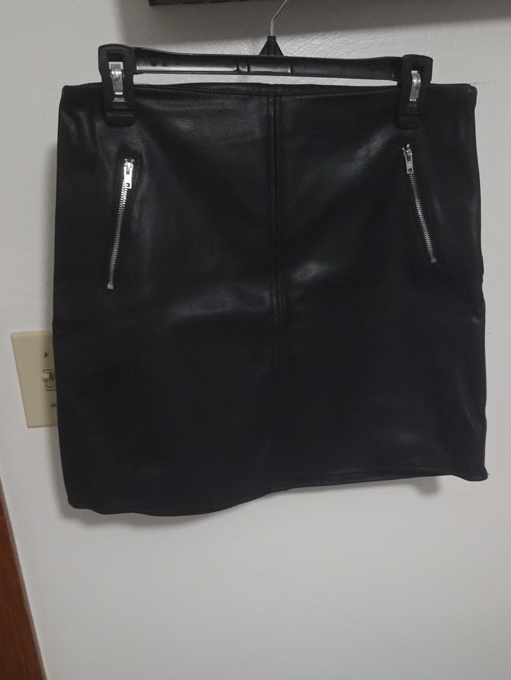 Forever 21 Black Faux Leather Mini Skirt